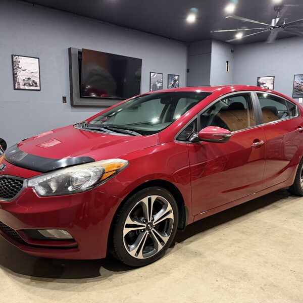 Kia Forte - Red